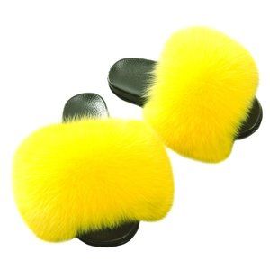 Women Plush Fur Trimmed Sandal